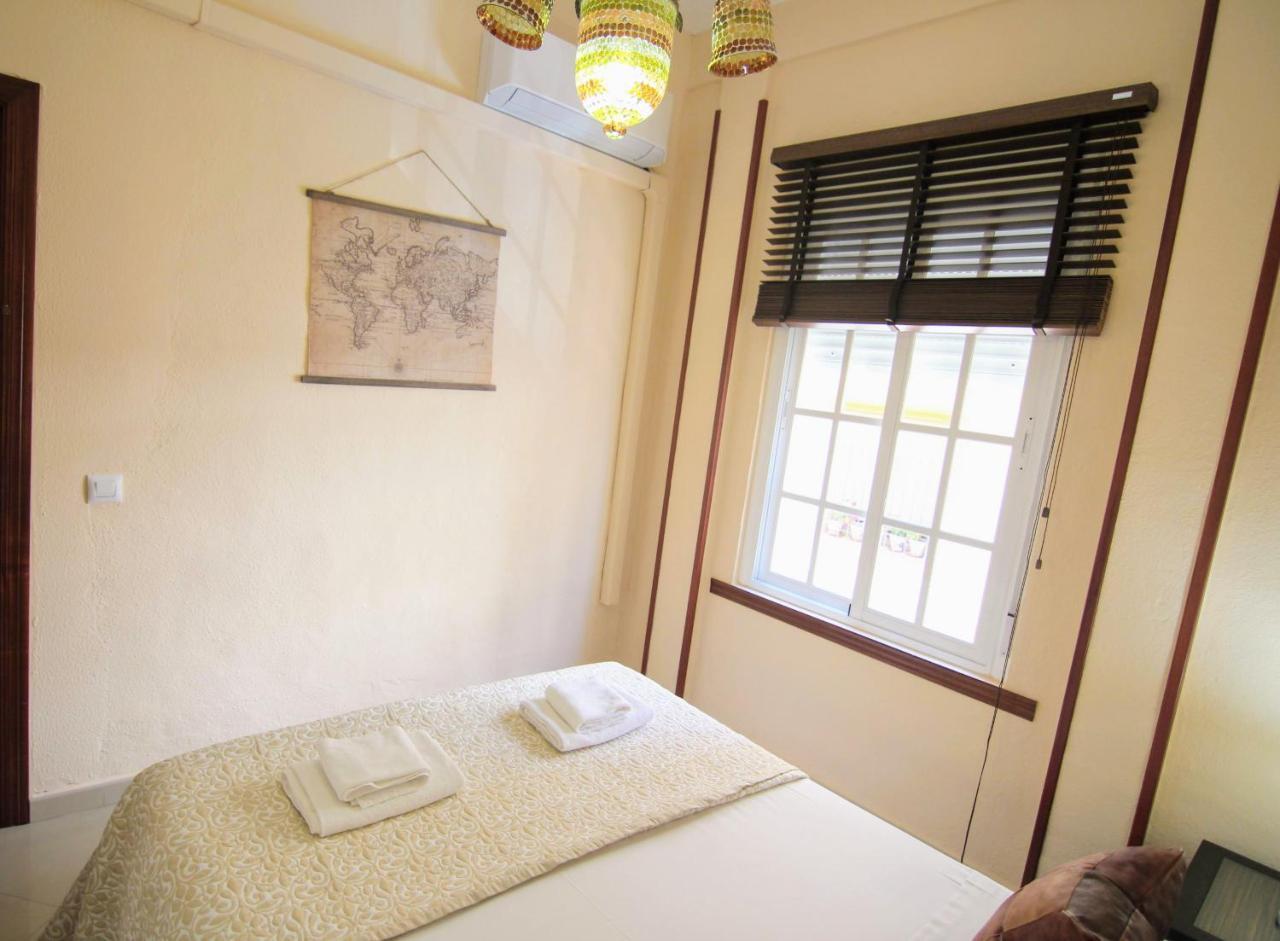 Apartamento Serafin De La Caleta Cadiz Bagian luar foto
