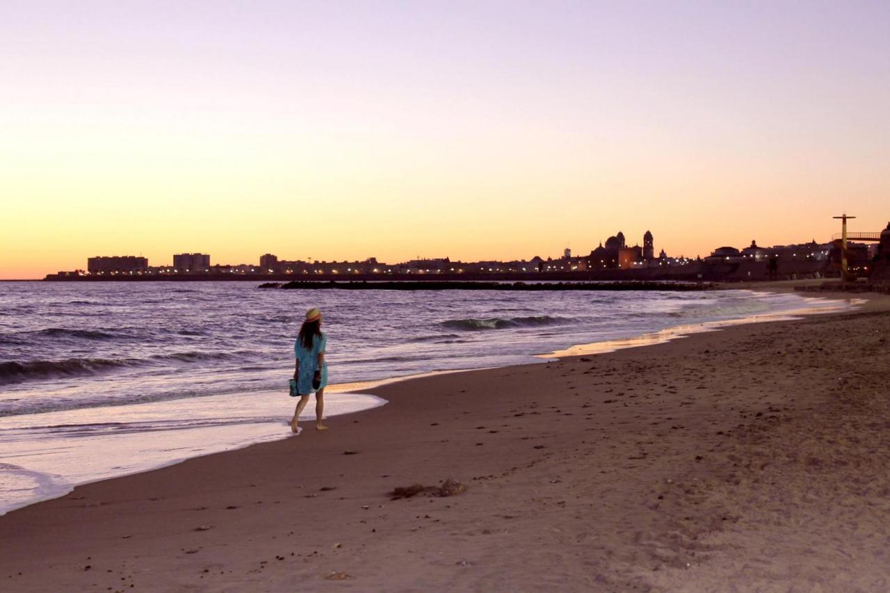 Apartamento Serafin De La Caleta Cadiz Bagian luar foto